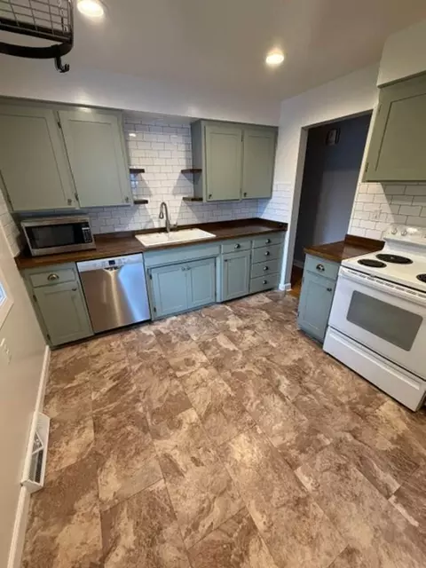 609 W Barnes Rd, Country Homes, WA 99218