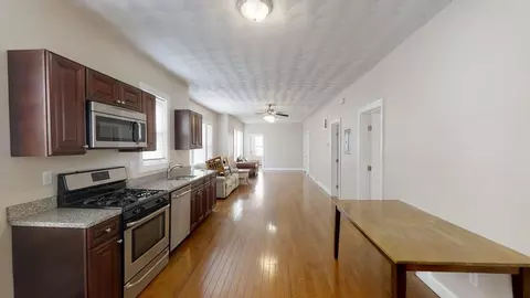 72 Pembroke Ave #72-2, Providence, RI 02908