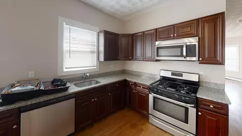 83 Pembroke Ave #83-1, Providence, RI 02908