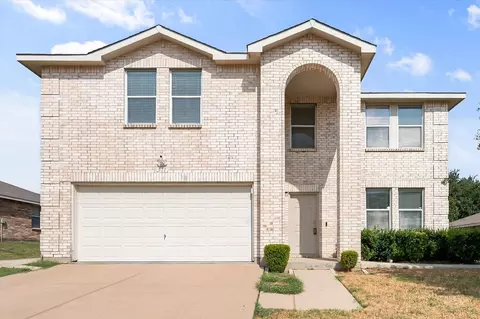 511 Travis Ranch Trl, Arlington, TX 76002