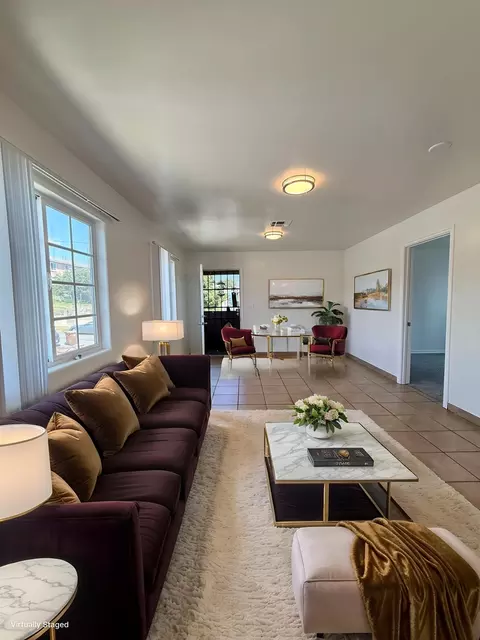 11225 12 S Budlong Ave, Westmont, CA 90044
