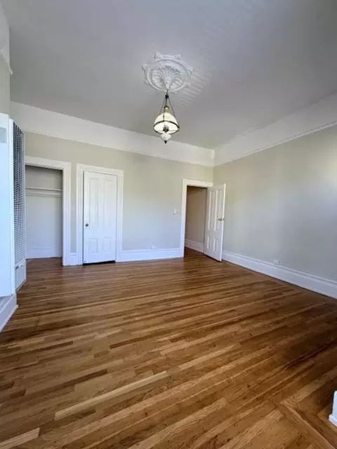 1185 Oak St, San Francisco, CA 94117