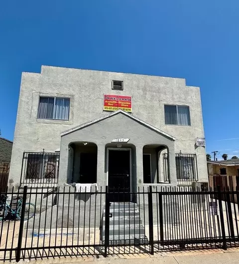1845 E 70th St, Los Angeles, CA 90001