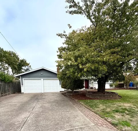 4023 Carolina Ave NE, Salem, OR 97305