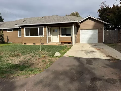 1633 Sieburg St NE, Keizer, OR 97303