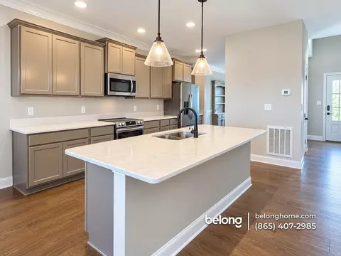 108 Hillberry Rd, Oak Ridge, TN 37830
