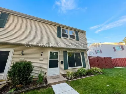 1808 Jamestown Cir, Hoffman Estates, IL 60169
