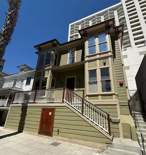 230 Cedar St, San Diego, CA 92101