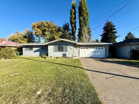 3861 Barry Ave, Klamath Falls, OR 97603