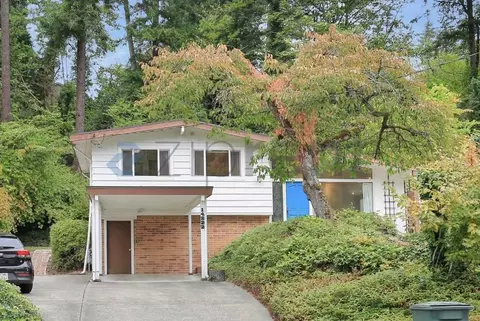 14222 SE Allen Rd, Bellevue, WA 98006