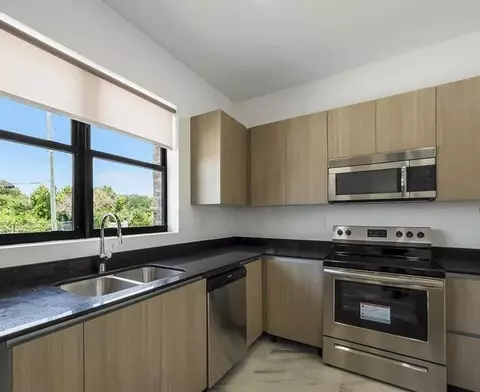 6171 SW 36th Ct, Miramar, FL 33023