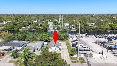 105 NW 7th Ct, Deerfield Beach, FL 33441