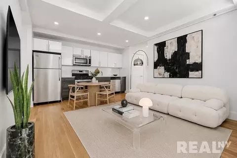 96 Steuben St #5B, Brooklyn, NY 11205