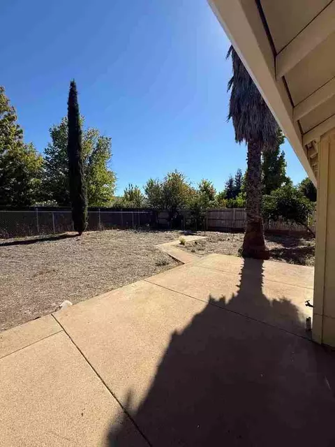 1987 Charade Way, Redding, CA 96003 photo 34