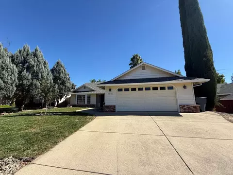 1987 Charade Way, Redding, CA 96003 photo 2