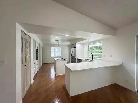 9135 NW 3rd Ct, Coral Springs, FL 33071 photo 5