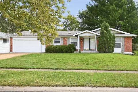 11878 Barden Tower Rd, Black Jack, MO 63033