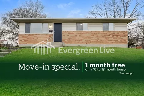 11715 Hamlet Rd, Forest Park, OH 45240