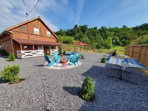149 Byrd Dr, Kodak, TN 37764