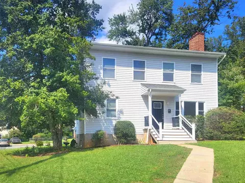 122 N Baker St, Charlottesville, VA 22903