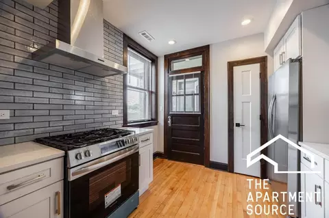 6409 N Talman Ave #301, Chicago, IL 60645