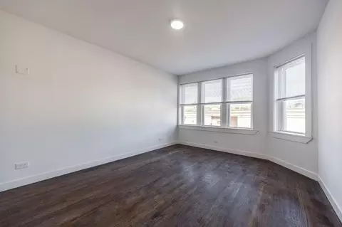 5235 W Lake St #1B, Chicago, IL 60644