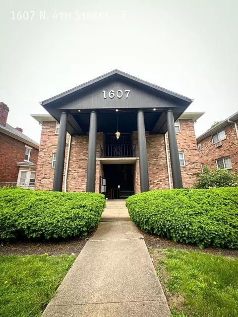 1607 N 4th St #E, Columbus, OH 43201