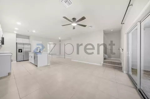 15453 Wildflower Cir, Naples, FL 34119