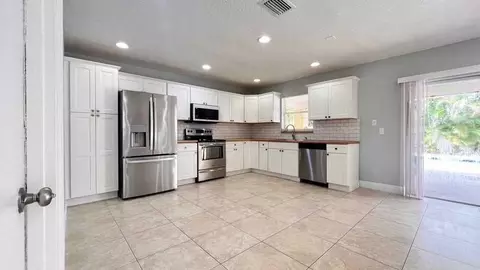 11535 Sanderling Dr, Wellington, FL 33414