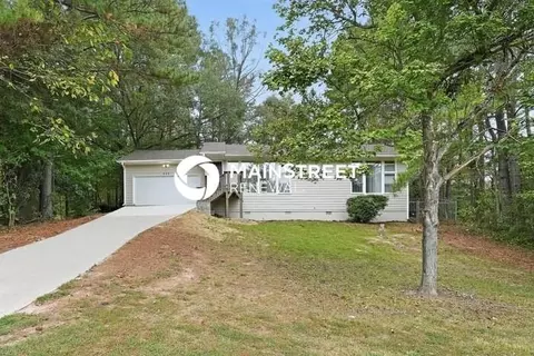 235 Mountain View Cir, Covington, GA 30016