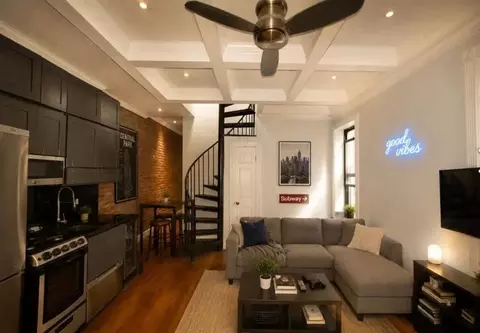15 W 103rd St #5K, New York, NY 10025