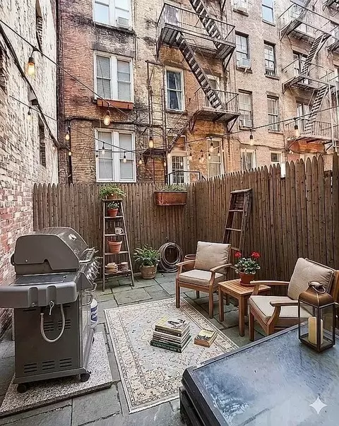 58 Leroy St #D1, New York, NY 10014