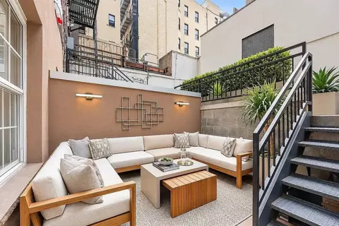 163 Ludlow St #GEE, New York, NY 10002