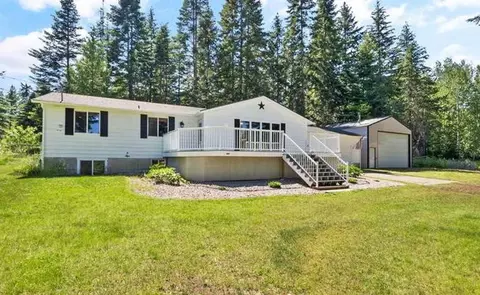 12773 N Hauser Lake Rd, Hauser, ID 83854