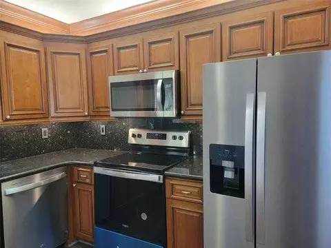 1001 SE 6th Ave, Deerfield Beach, FL 33441
