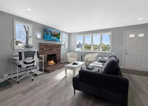 9 Lake St #1635327P, Wilmington, MA 01887