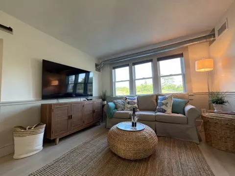 128 Old Point Rd #1637001P, Newburyport, MA 01950