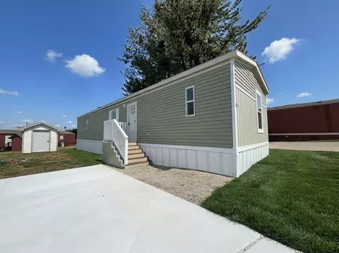 709 N Collins Fwy #112, Howe, TX 75459