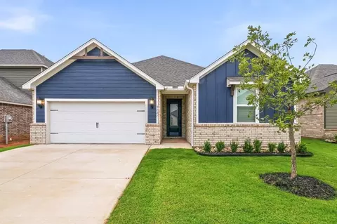 3121 Evyn Blvd, Yukon, OK 73099