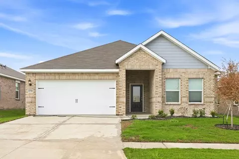 1716 Paul Dr, Seagoville, TX 75159