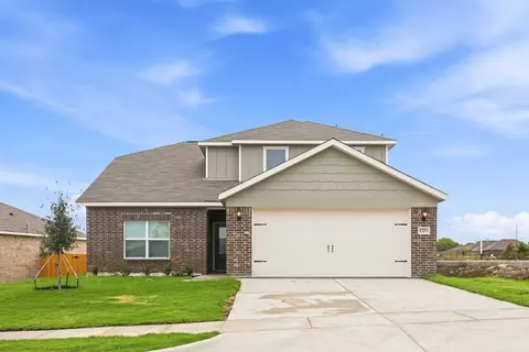 1707 Paul Dr, Seagoville, TX 75159