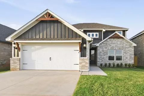 12013 SW 30th St, Yukon, OK 73099