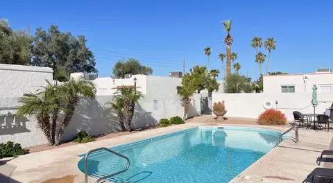 8058 E Oak St, Scottsdale, AZ 85257