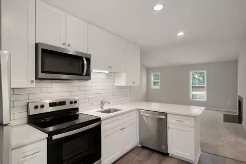 5339 Wayne St #D, Raleigh, NC 27606