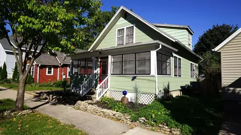 2614 E Dayton St, Madison, WI 53704