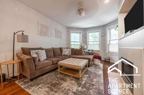 2321 N Lister Ave #A, Chicago, IL 60614