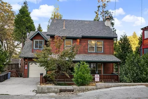 265 Oak Dr, Lake Arrowhead, CA 92352