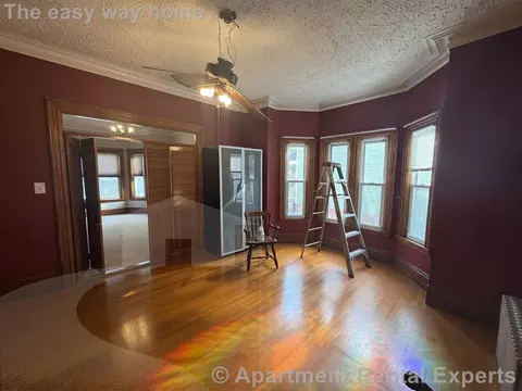 52 Wallace St #1, Somerville, MA 02144