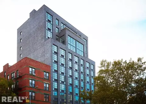 331 E Houston St #9C, New York, NY 10002