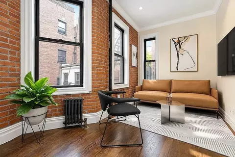223 Mott St #7, New York, NY 10012